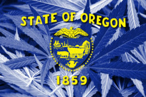 Flagge des Staates Oregon, auf Cannabis-Hintergrund